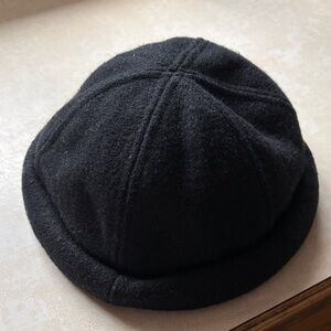 Black Wool Gap Beanie Hat Size M-L